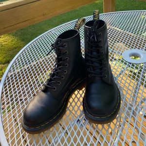 Doc Marten 1460 Smooth Leather Lace Up Boots Women